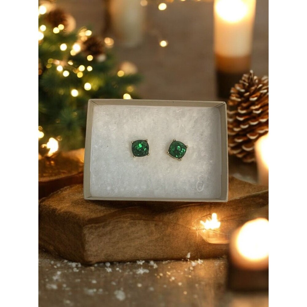Green Round Glass Gemstone Cushion Cut Stud Earrings Gold Tone Setting